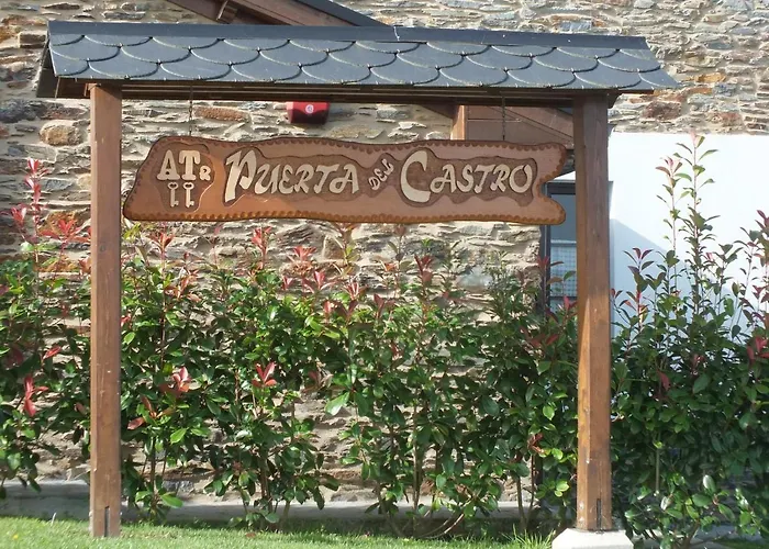 Apartamentos Puerta Del Castro